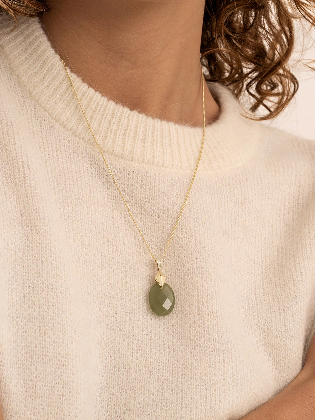 Pendant Edelsteen Medium Oval Lime Jade - Image 3