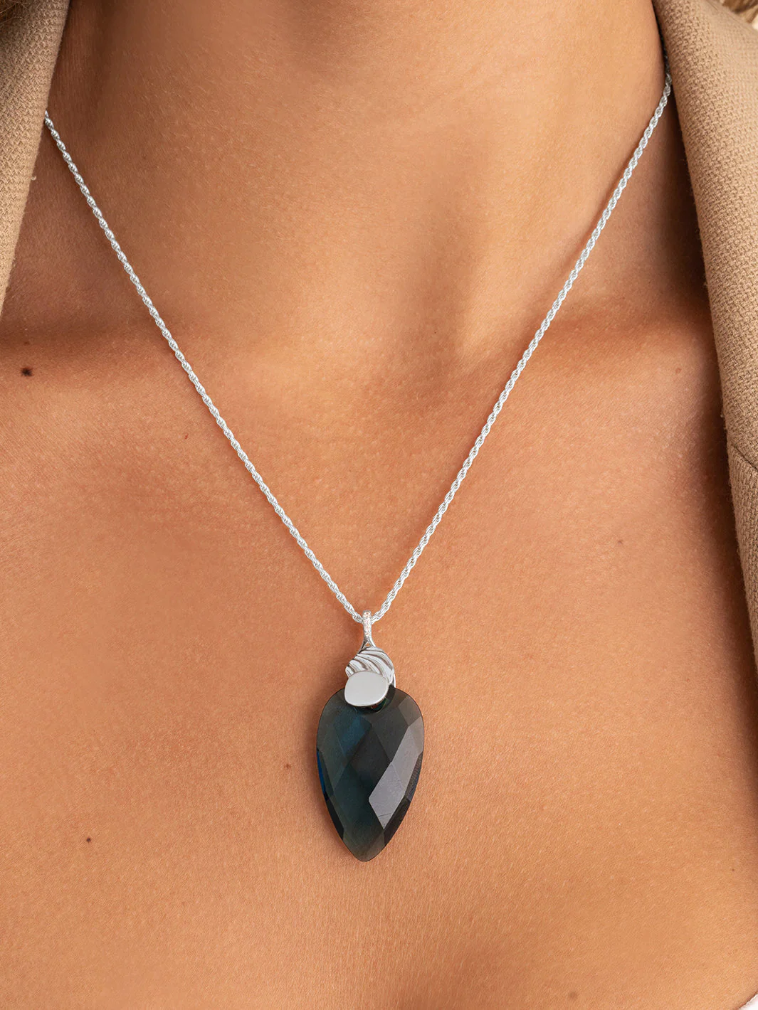 Uneven Pendant Zirconia - Image 7